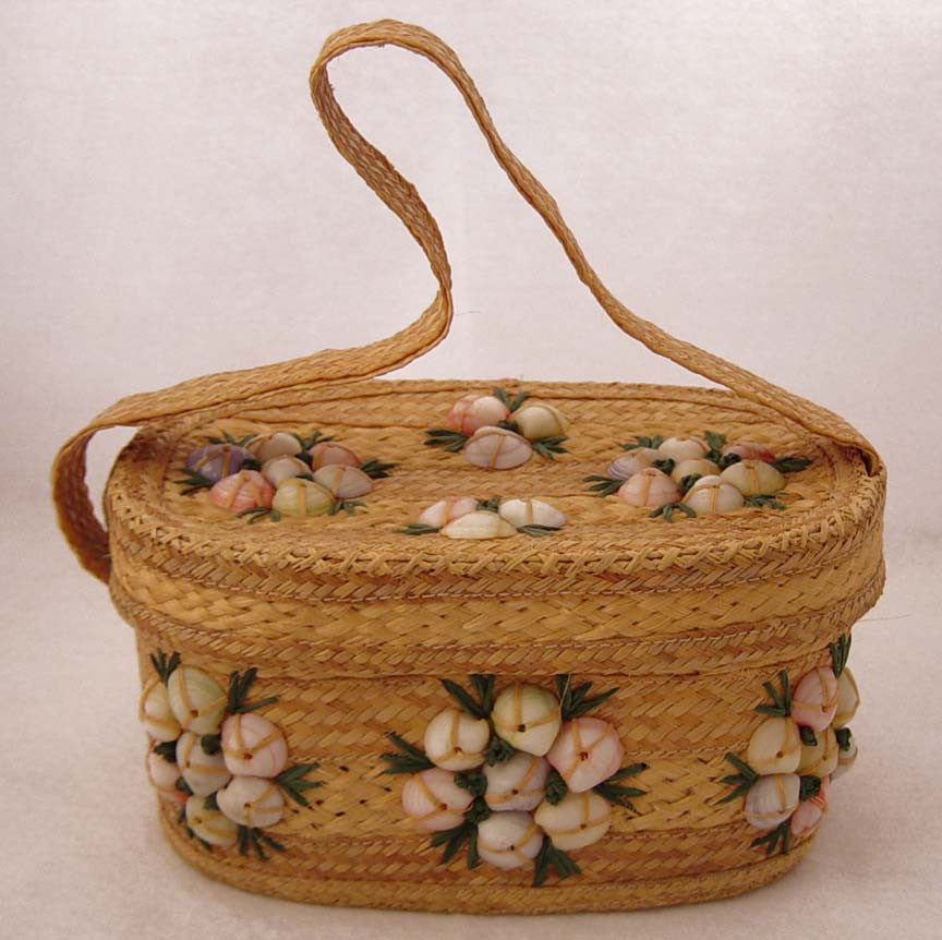 Vintage Seashell Straw Basket Purse