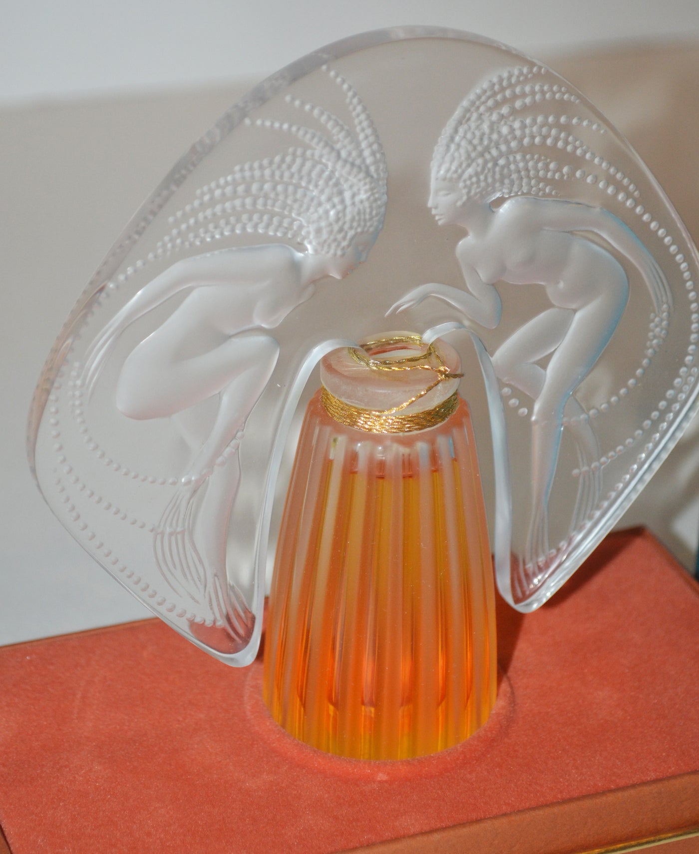 Les Ondines Perfume Lalique Falcon Collection - 1998