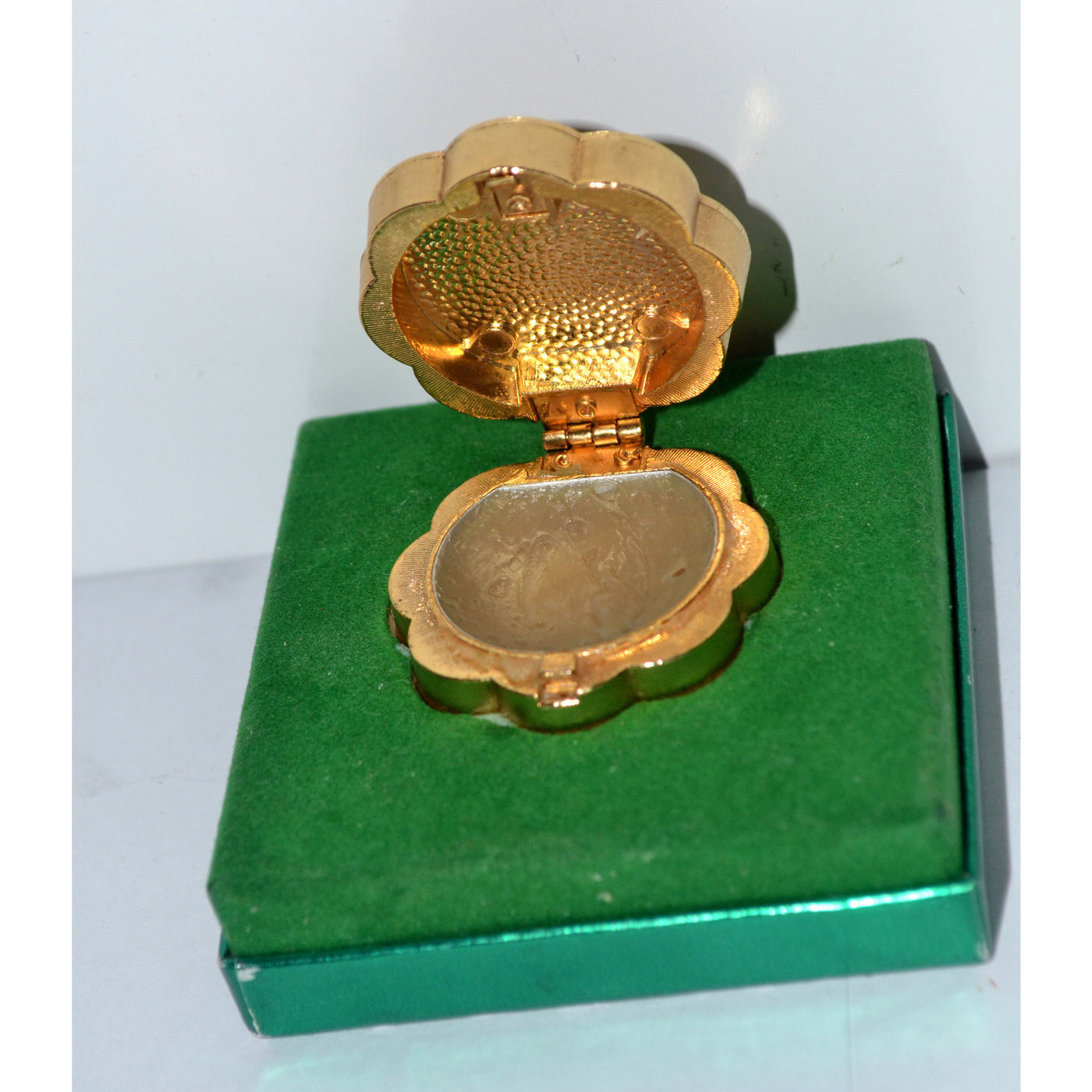Vintage Emeraude Solid Perfume Compact By Coty 