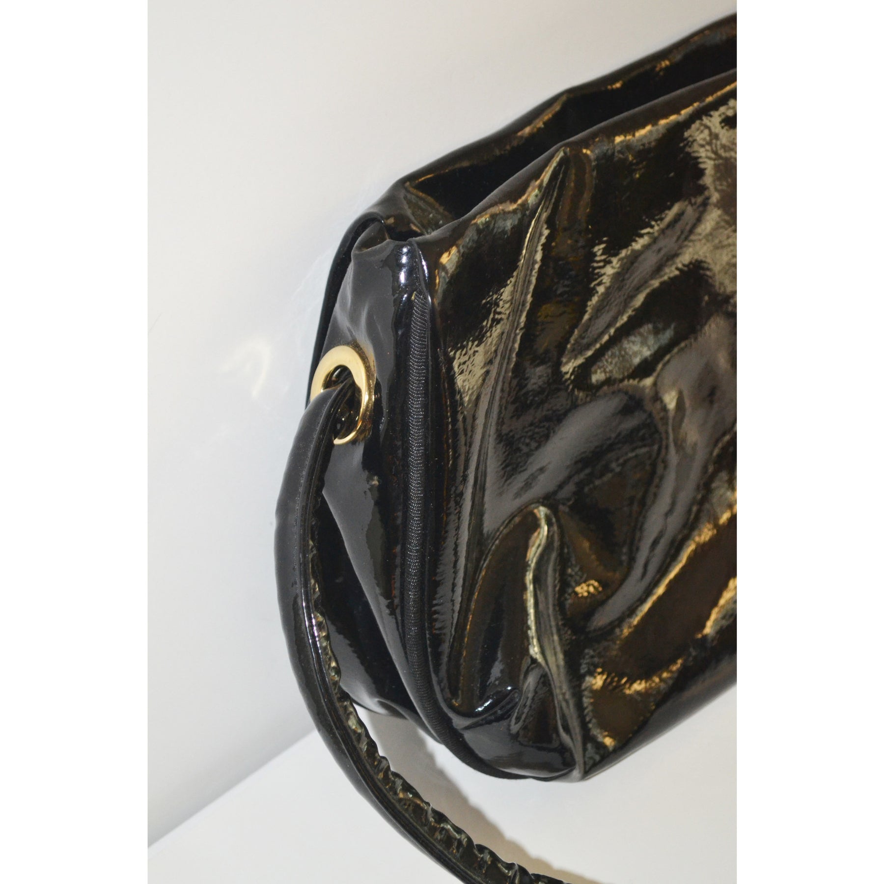 Vintage Patent Leather Licorice Handle Purse By Empress – Quirky Finds