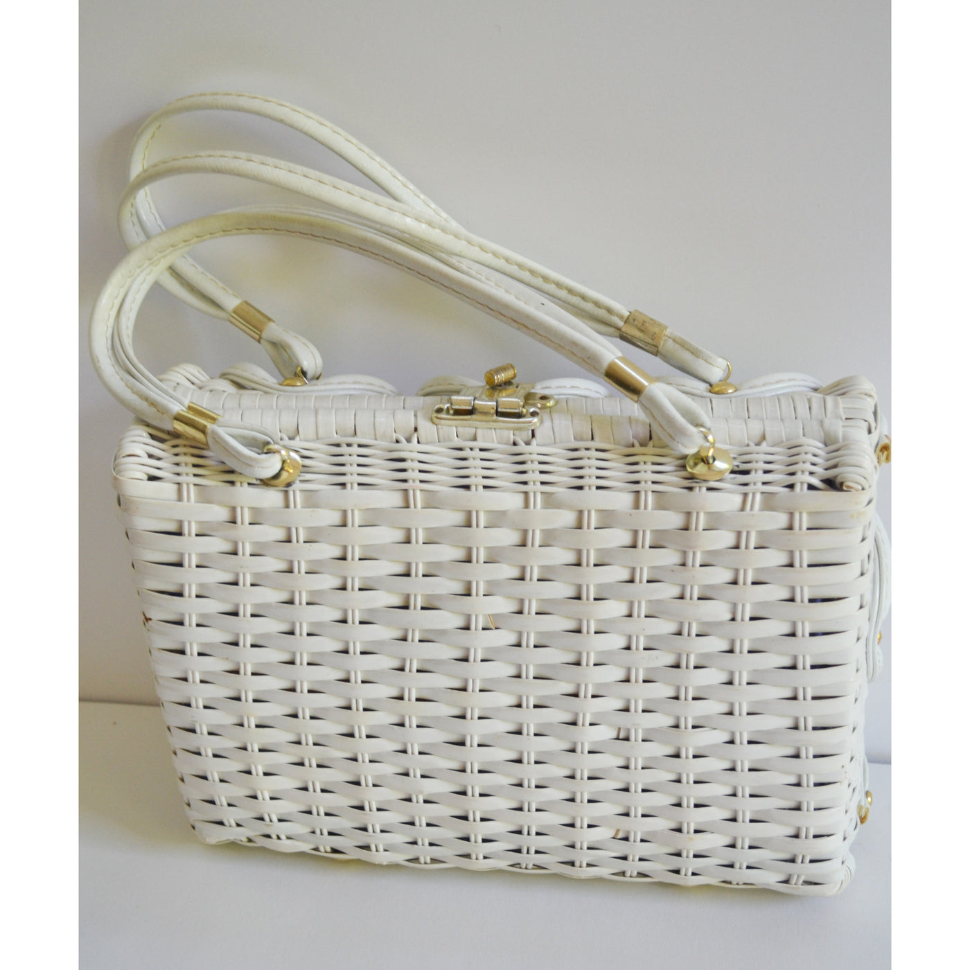 Vintage White Looped Wicker Purse By W.T. Grant 