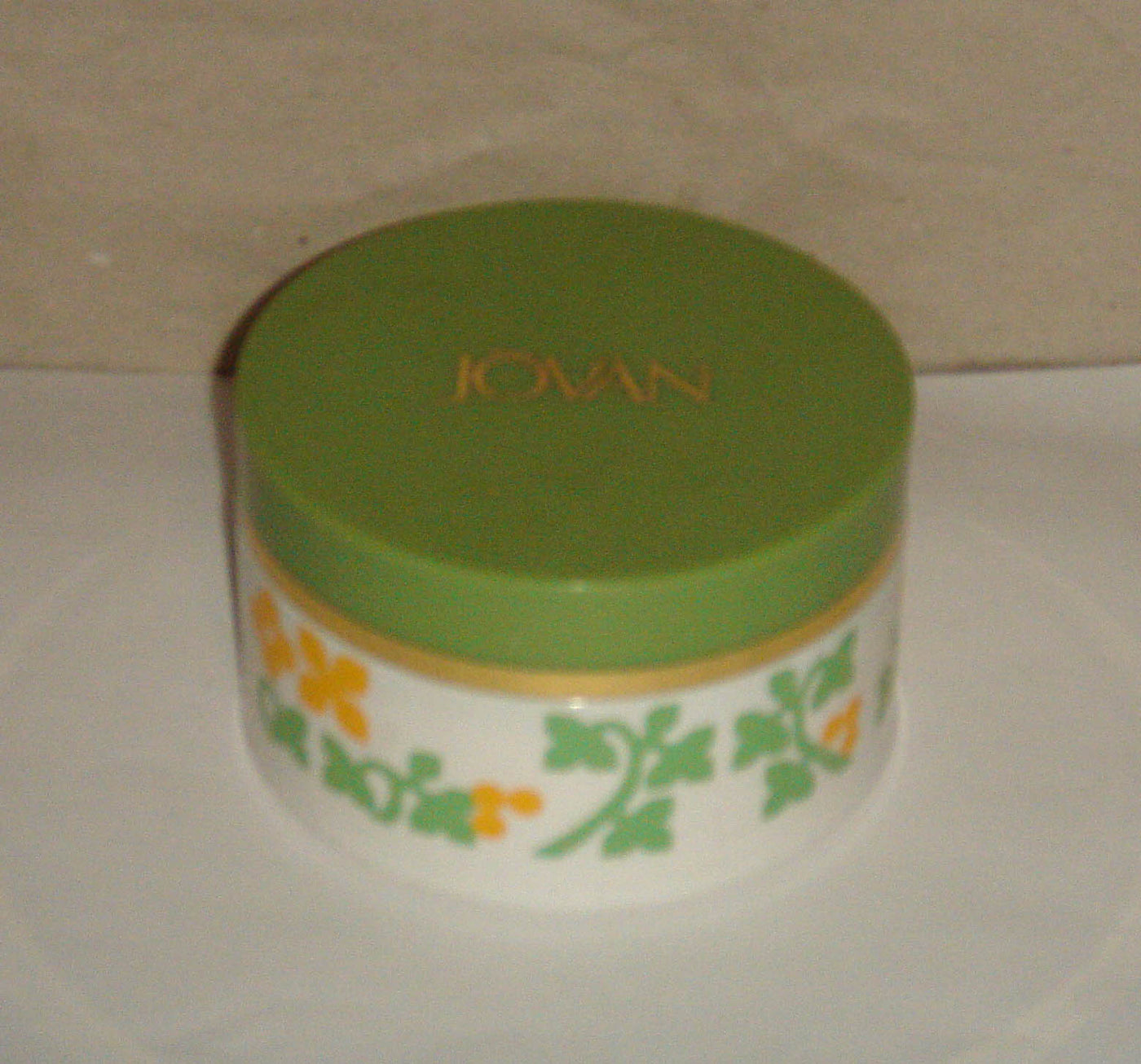 Jovan Modern Flowers Perfumed Dusting Powder