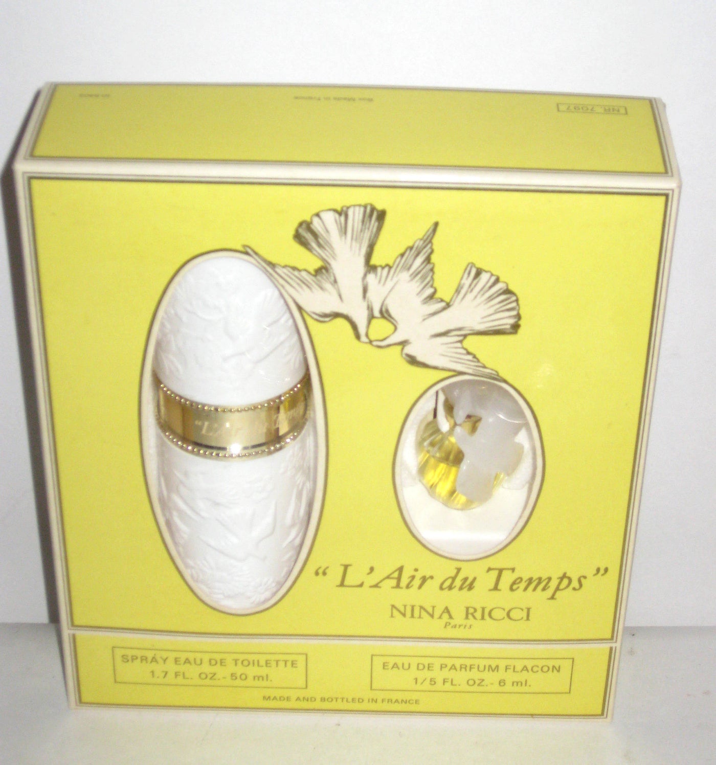 Nina Ricci L'Air Du Temps Perfume Set