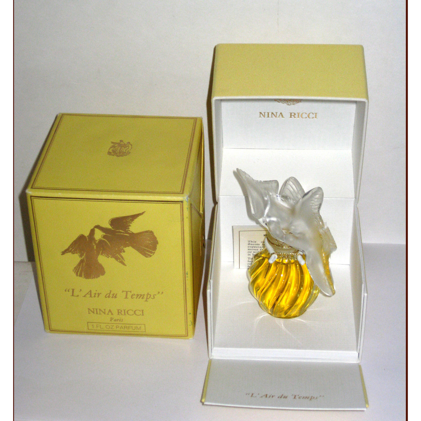 Vintage Nina Ricci L'Air du Temps Parfum Twin Dove Lalique Flacon