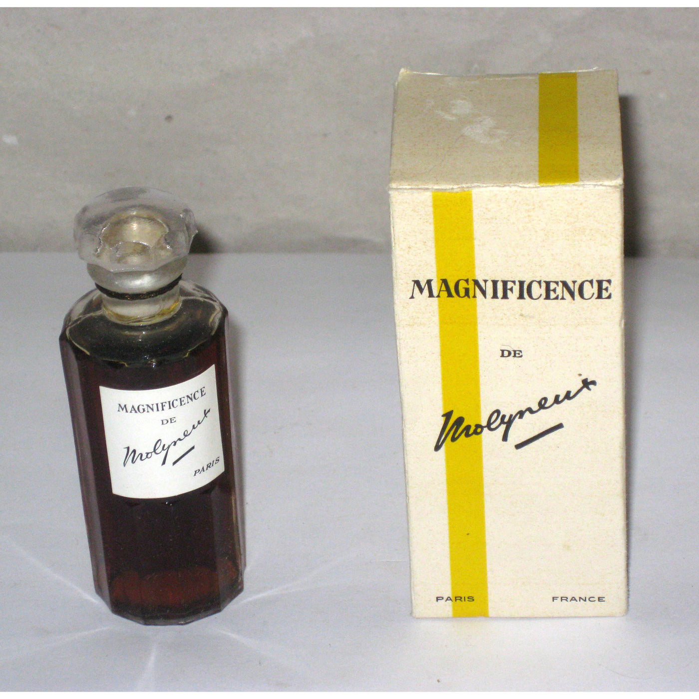 Molyneux Magnificence Perfume
