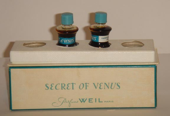 Weil Secret de Venus Perfume Set